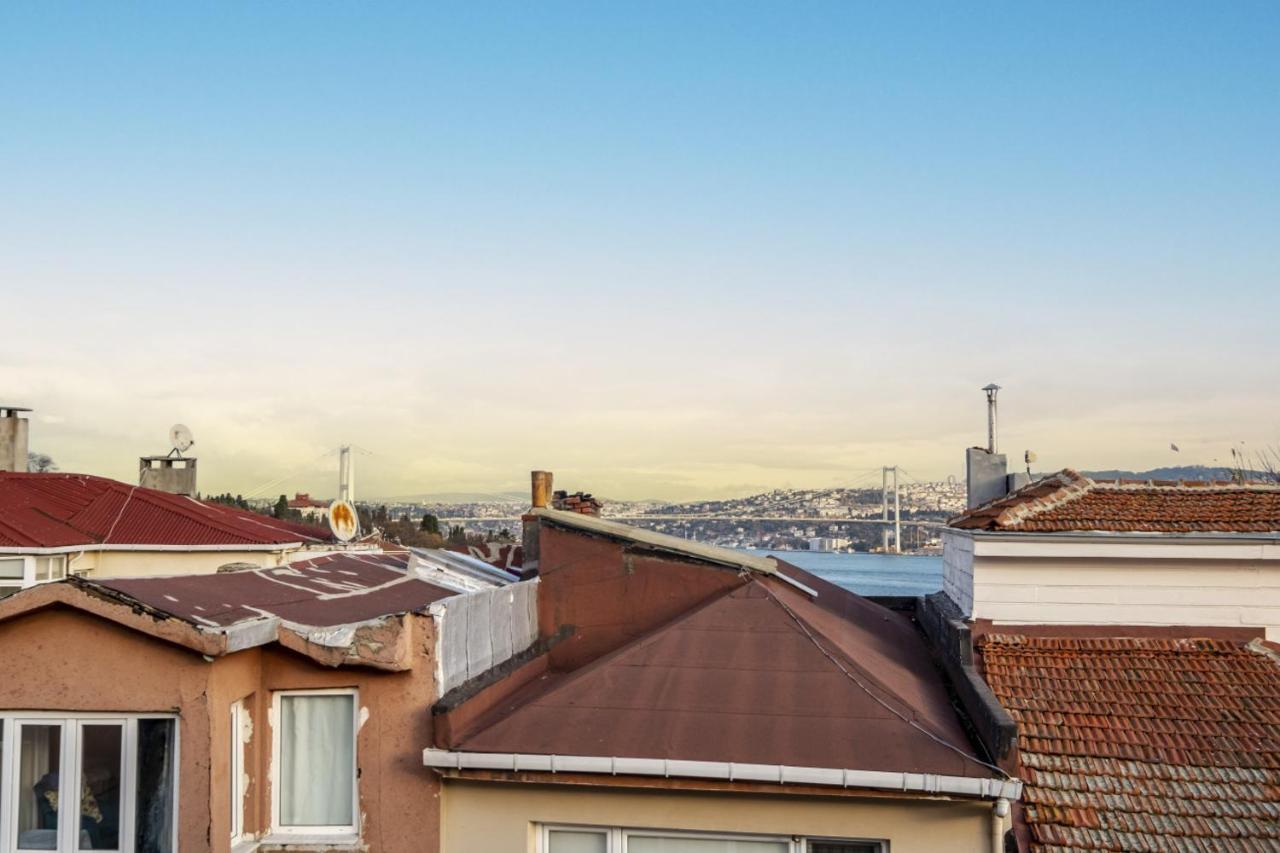 Captivating Flat With Balcony Near Besiktas Pier Leilighet Istanbul Eksteriør bilde
